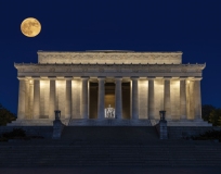 Moon setting over Lincoln Memorial